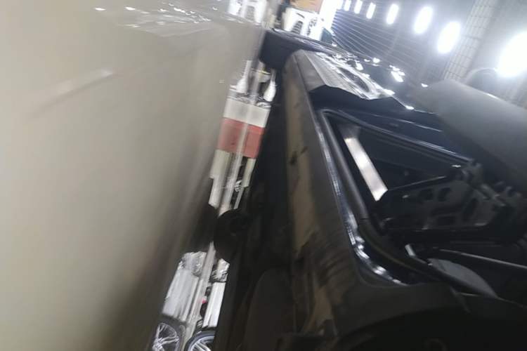 Used Hyundai Custo 2021 270TGDi Prestige LUX Left Side Sill