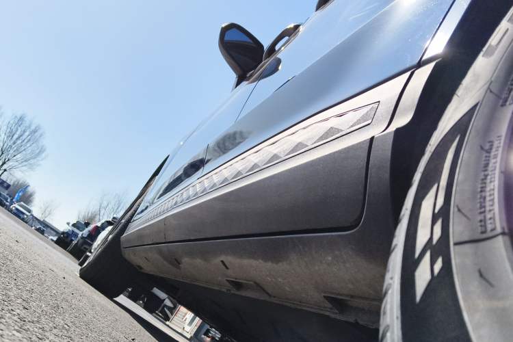 Used Hyundai Custo 2021 380TGDi Smart Luxury Premium LUX Left Side Sill