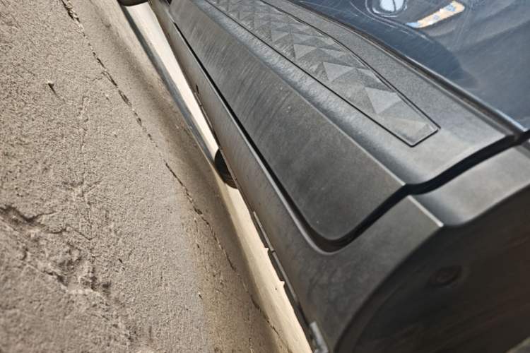 Used Hyundai Custo 2021 270TGDi Prestige LUX Left Side Sill
