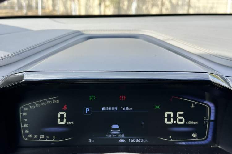 Used Hyundai Custo 2021 270TGDi Prestige LUX Odometer Close Up