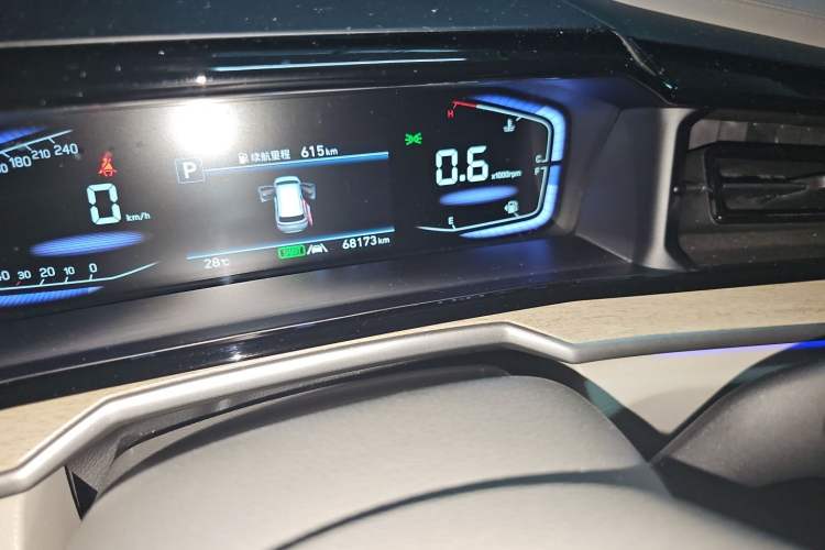 Used Hyundai Custo 2021 380TGDi Smart Love Flagship Edition TOP Premium Odometer Close Up