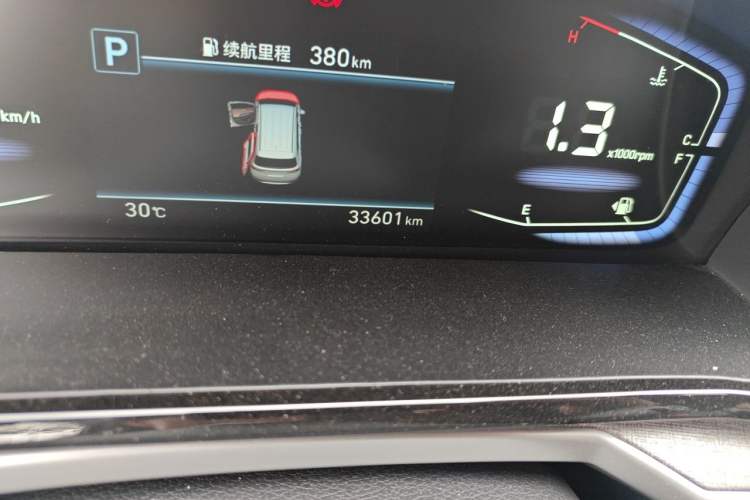 Used Hyundai Custo 2021 270TGDi Prestige LUX Odometer Close Up