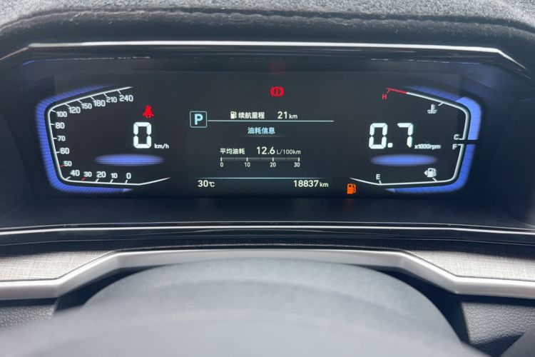 Used Hyundai Custo 2021 270TGDi Prestige LUX Odometer Close Up