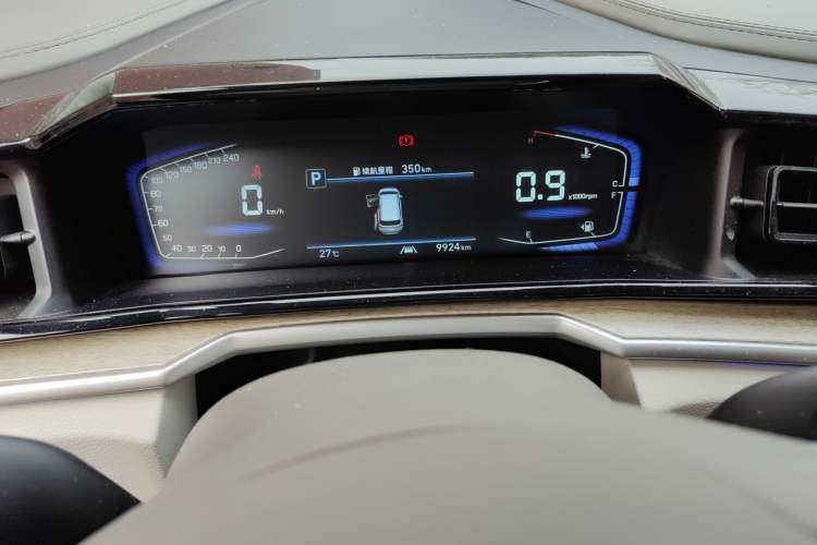 Used Hyundai Custo 2021 380TGDi Smart Luxury Premium LUX Odometer Close Up