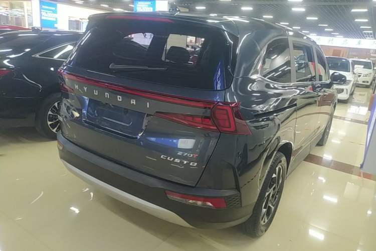 Used Hyundai Custo 2021 270TGDi Prestige LUX Rear Right 45 Deg