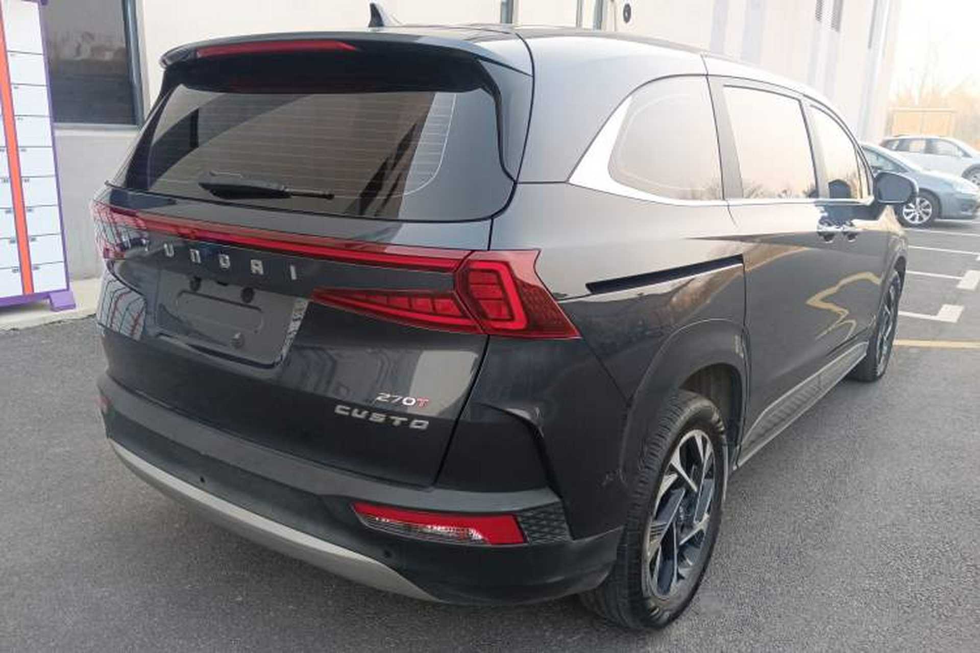 Used Hyundai Custo 2021 270TGDi Prestige LUX Rear Right 45 Deg
