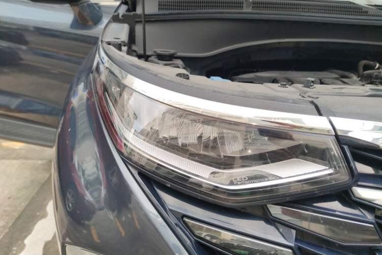 Used Hyundai Custo 2021 270TGDi Prestige LUX Right Front Headlight