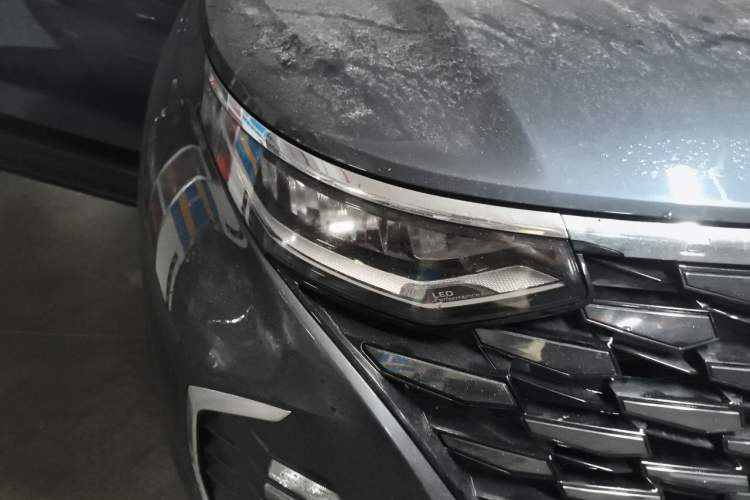 Used Hyundai Custo 2021 270TGDi Prestige LUX Right Front Headlight