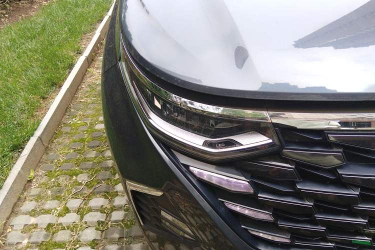 Used Hyundai Custo 2021 380TGDi Smart Luxury Premium LUX Right Front Headlight