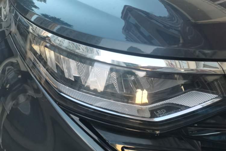 Used Hyundai Custo 2021 380TGDi Smart Love Flagship Edition TOP Premium Right Front Headlight