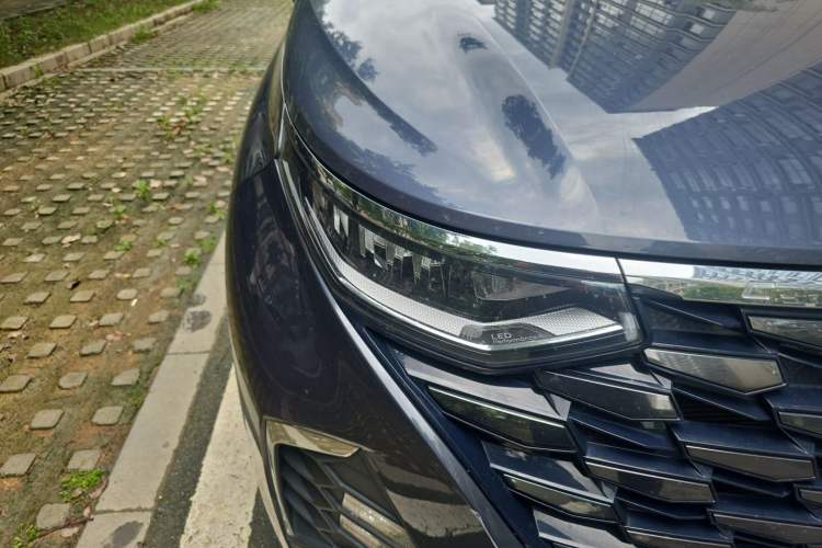 Used Hyundai Custo 2021 380TGDi Smart Luxury Premium LUX Right Front Headlight