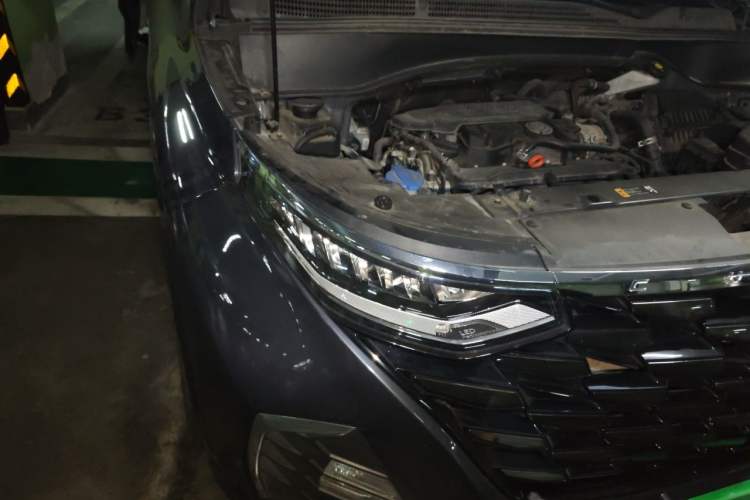 Used Hyundai Custo 2021 270TGDi Prestige LUX Right Front Headlight