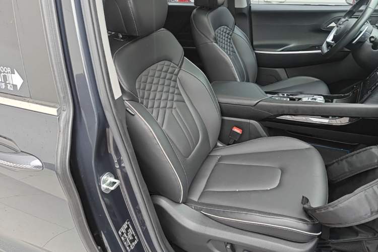 Used Hyundai Custo 2021 380TGDi Smart Luxury Premium LUX Right Front Seat