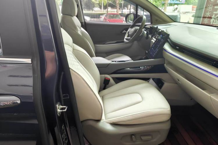 Used Hyundai Custo 2021 380TGDi Smart Love Flagship Edition TOP Premium Right Front Seat