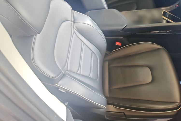 Used Hyundai Custo 2021 270TGDi Prestige LUX Right Front Seat