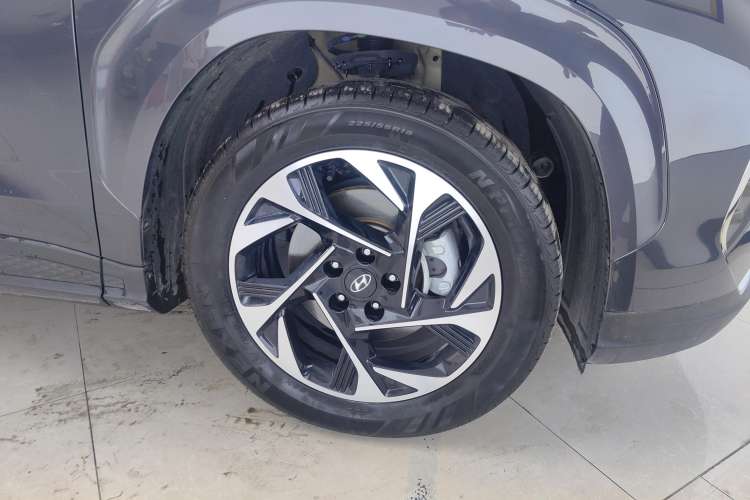 Used Hyundai Custo 2021 380TGDi Smart Love Flagship Edition TOP Premium Right Front Wheel Hub