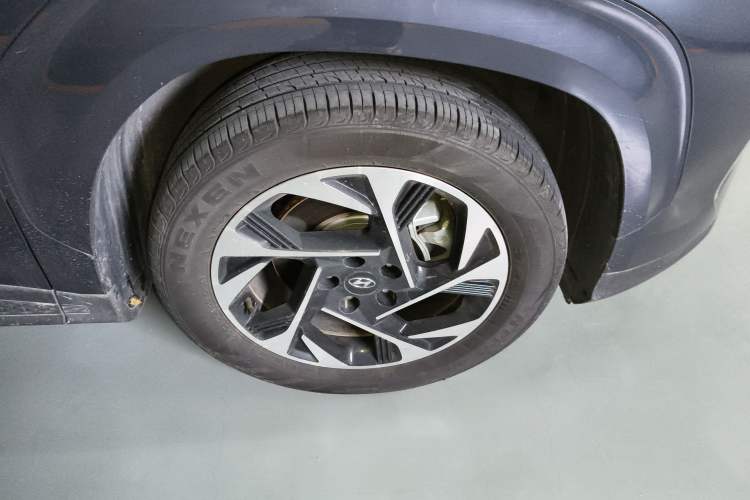 Used Hyundai Custo 2021 380TGDi Smart Love Flagship Edition TOP Premium Right Front Wheel Hub
