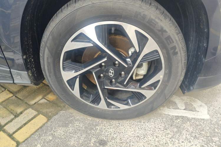 Used Hyundai Custo 2021 380TGDi Smart Love Flagship Edition TOP Premium Right Front Wheel Hub