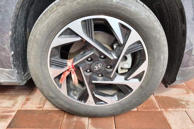 Used Hyundai Custo 2021 380TGDi Smart Love Flagship Edition TOP Premium Right Front Wheel Hub
