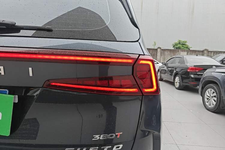 Used Hyundai Custo 2021 380TGDi Smart Luxury Premium LUX Right Rear Taillight