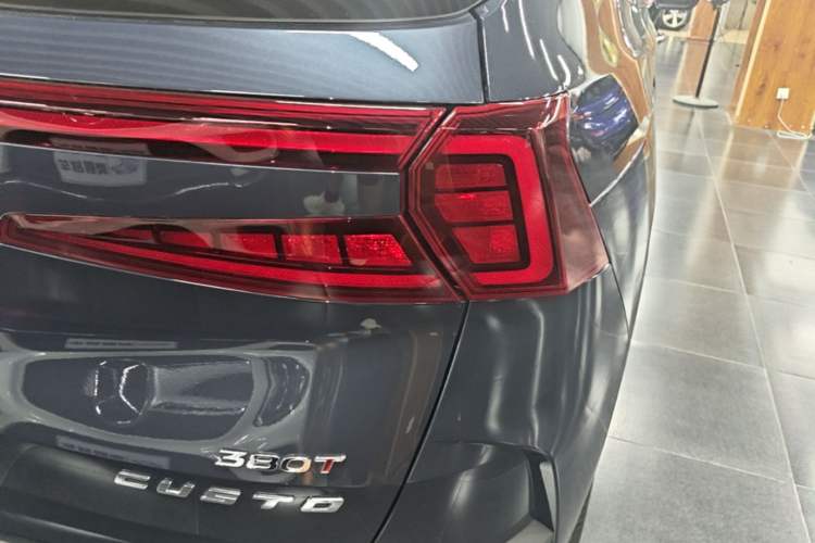 Used Hyundai Custo 2021 380TGDi Smart Luxury Premium LUX Right Rear Taillight