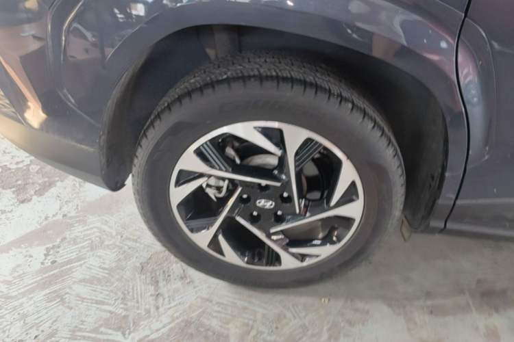 Used Hyundai Custo 2021 270TGDi Prestige LUX Right Rear Wheel Hub