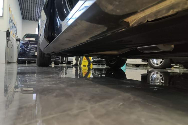 Used Hyundai Custo 2021 270TGDi Prestige LUX Right Side Sill