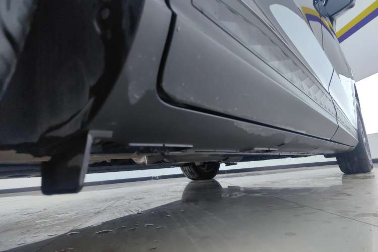 Used Hyundai Custo 2021 380TGDi Smart Love Flagship Edition TOP Premium Right Side Sill
