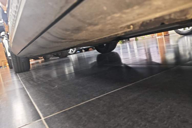 Used Hyundai Custo 2021 380TGDi Smart Luxury Premium LUX Right Side Sill