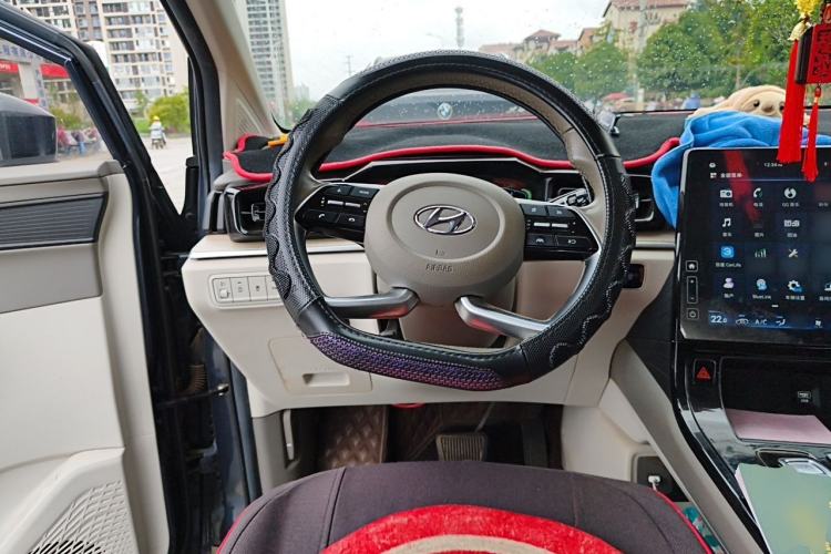 Used Hyundai Custo 2021 270TGDi Prestige LUX Steering Wheel