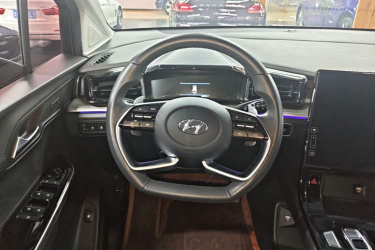 Used Hyundai Custo 2021 380TGDi Smart Luxury Premium LUX Steering Wheel