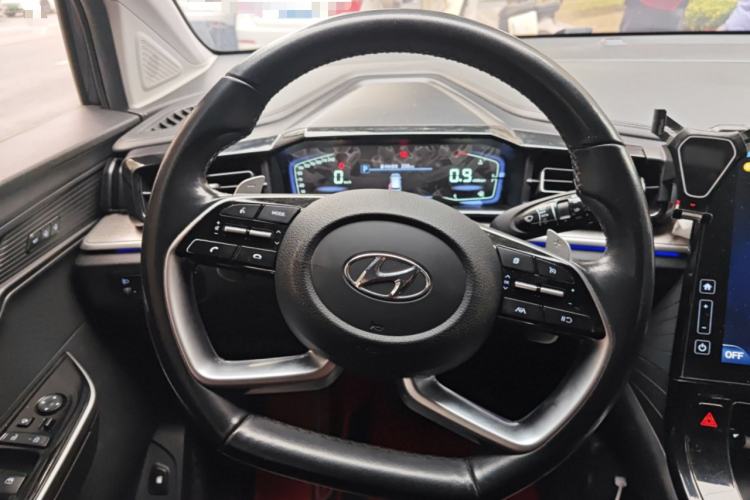 Used Hyundai Custo 2021 380TGDi Smart Luxury Premium LUX Steering Wheel