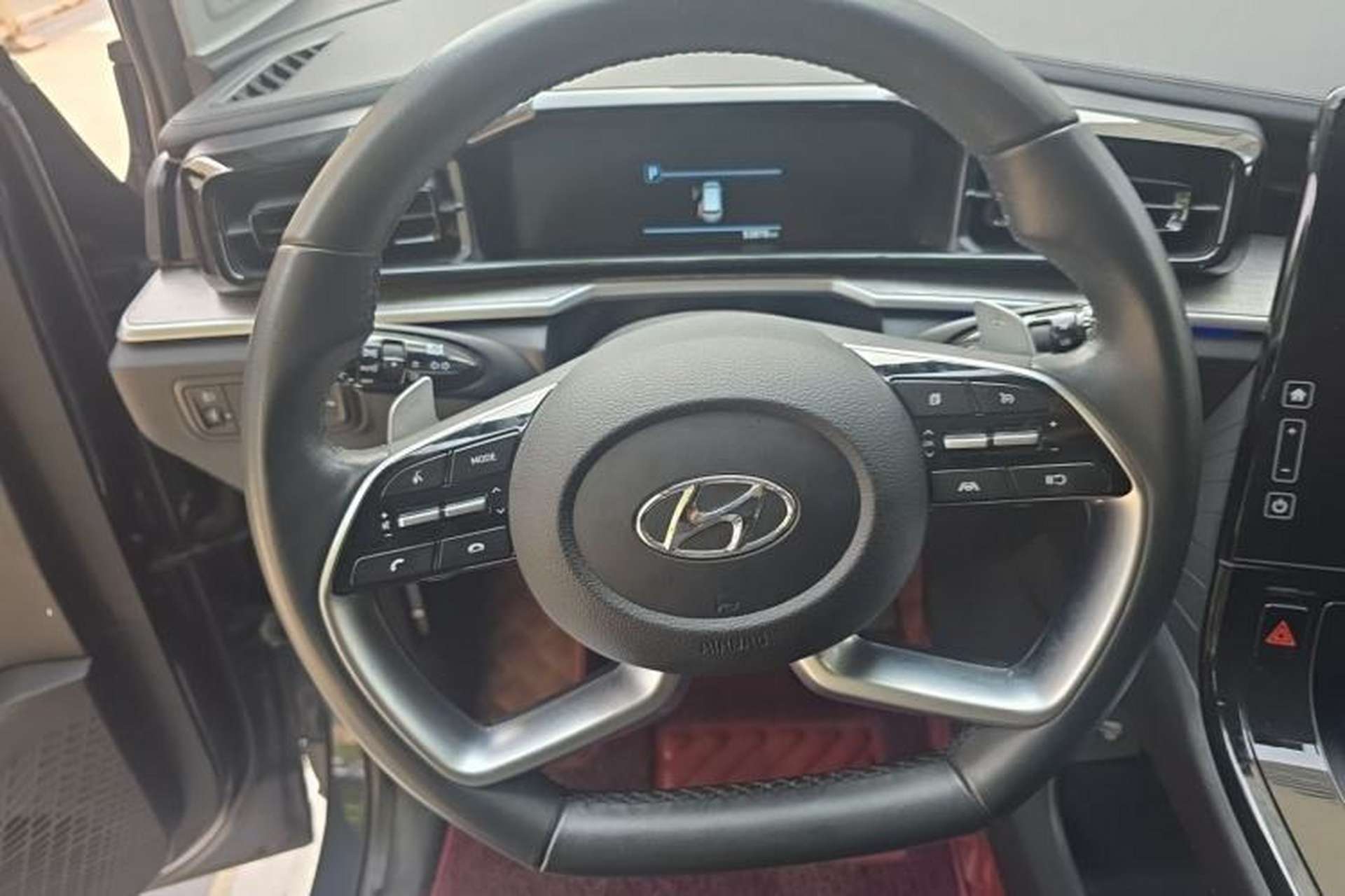 Used Hyundai Custo 2021 380TGDi Smart Luxury Premium LUX Steering Wheel