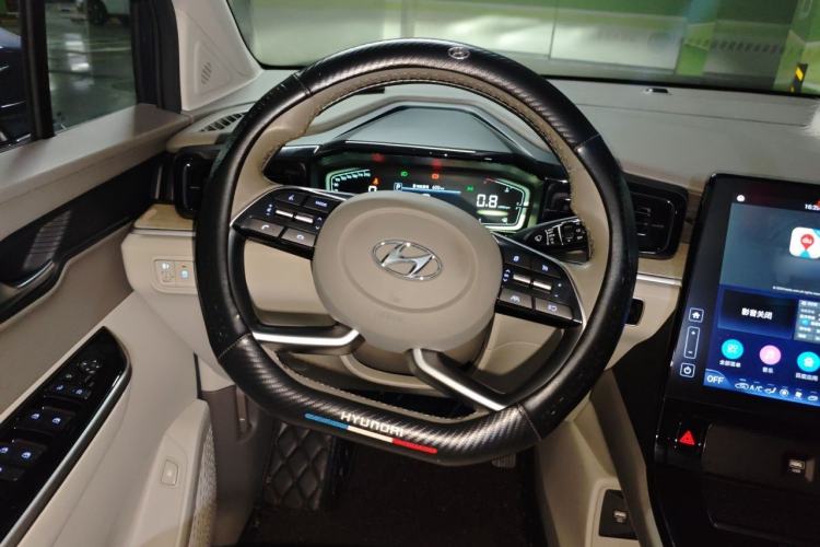 Used Hyundai Custo 2021 270TGDi Prestige LUX Steering Wheel