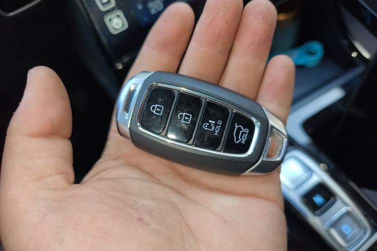 Used Hyundai Custo 2021 270TGDi Prestige LUX Vehicle Key