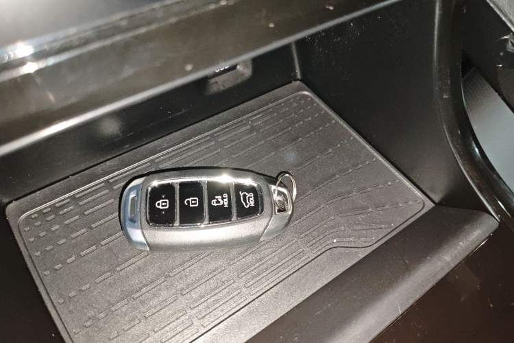 Used Hyundai Custo 2021 270TGDi Prestige LUX Vehicle Key