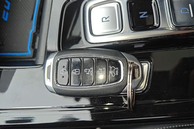 Used Hyundai Custo 2021 380TGDi Smart Luxury Premium LUX Vehicle Key