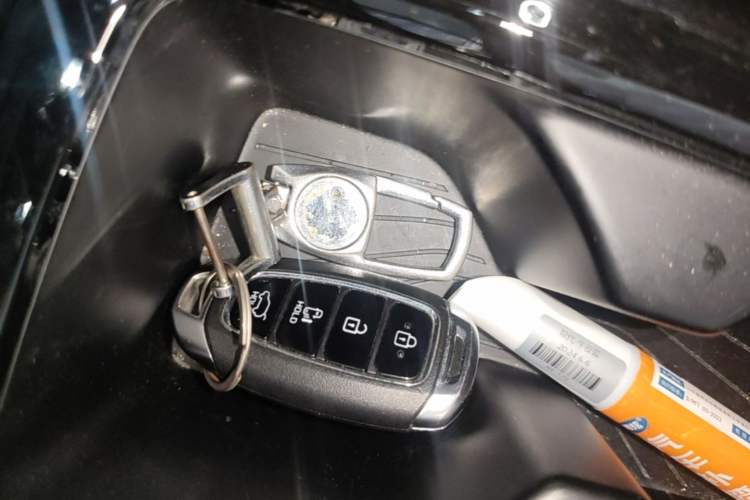 Used Hyundai Custo 2021 270TGDi Prestige LUX Vehicle Key