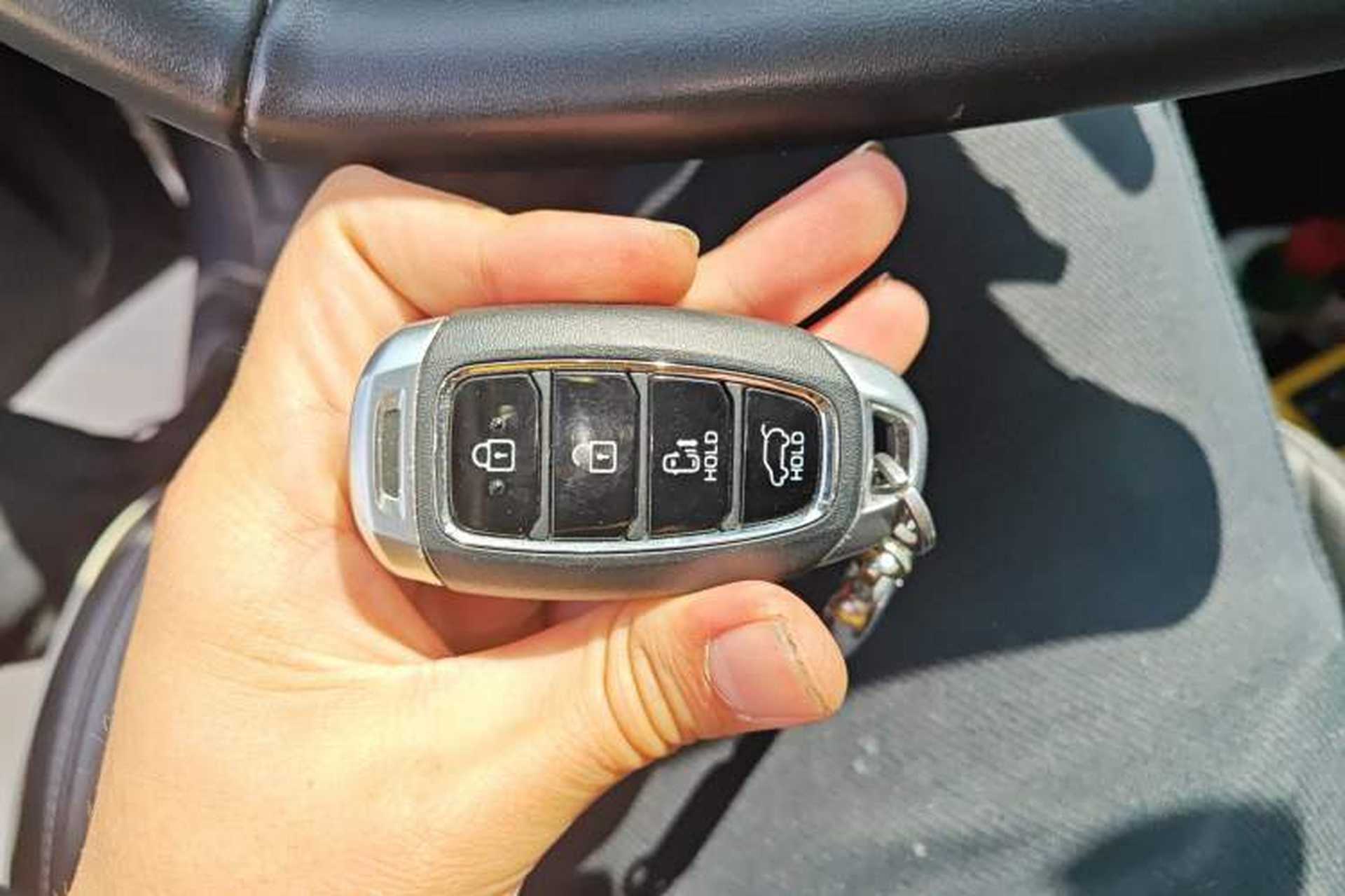 Used Hyundai Custo 2021 380TGDi Smart Luxury Premium LUX Vehicle Key
