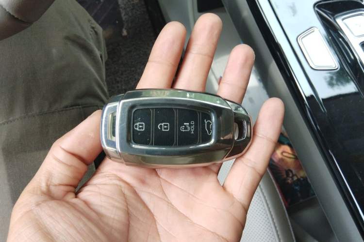 Used Hyundai Custo 2021 380TGDi Smart Luxury Premium LUX Vehicle Key