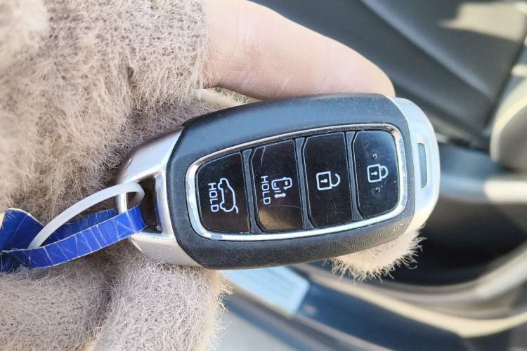 Used Hyundai Custo 2021 380TGDi Smart Luxury Premium LUX Vehicle Key