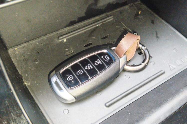 Used Hyundai Custo 2021 380TGDi Smart Love Flagship Edition TOP Premium Vehicle Key