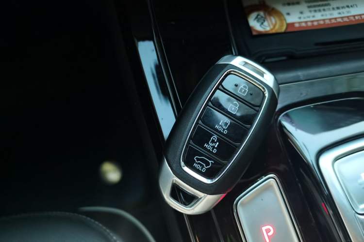 Used Hyundai Custo 2021 380TGDi Smart Love Flagship Edition TOP Premium Vehicle Key