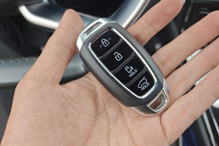 Used Hyundai Custo 2021 270TGDi Prestige LUX Vehicle Key