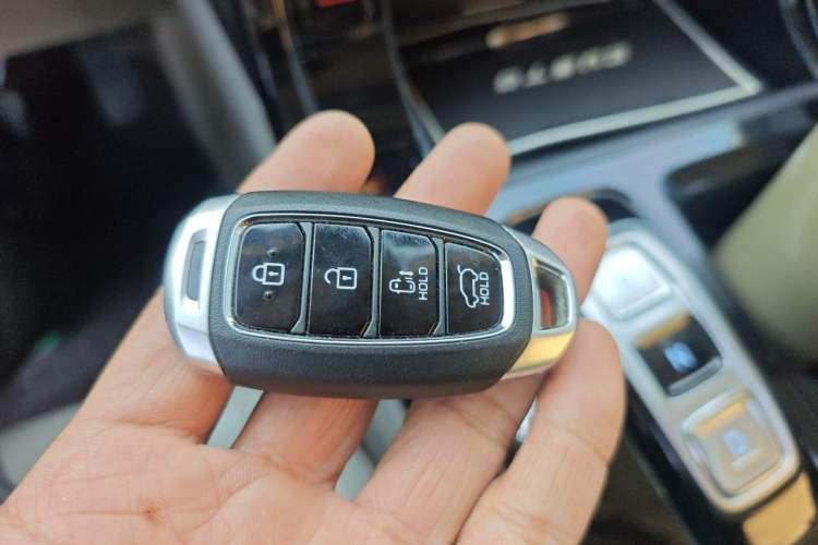 Used Hyundai Custo 2021 380TGDi Smart Luxury Premium LUX Vehicle Key
