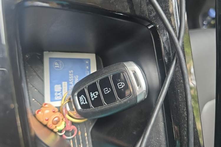 Used Hyundai Custo 2021 380TGDi Smart Luxury Premium LUX Vehicle Key