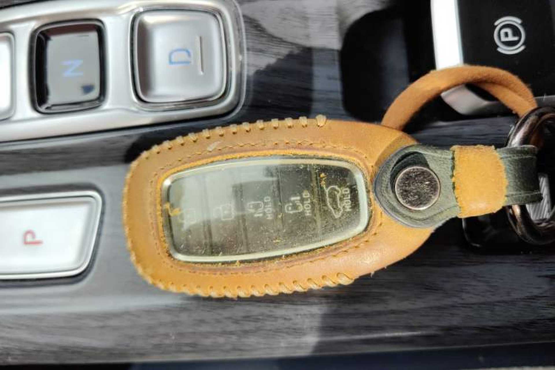 Used Hyundai Custo 2021 380TGDi Smart Luxury Premium LUX Vehicle Key