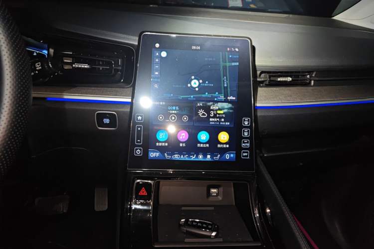 Used Hyundai Custo 2021 380TGDi Smart Love Flagship Edition TOP Premium Audio And AC Panel