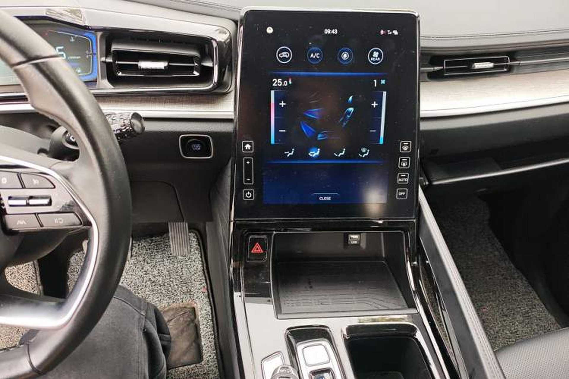 Used Hyundai Custo 2021 270TGDi Prestige LUX Audio And AC Panel