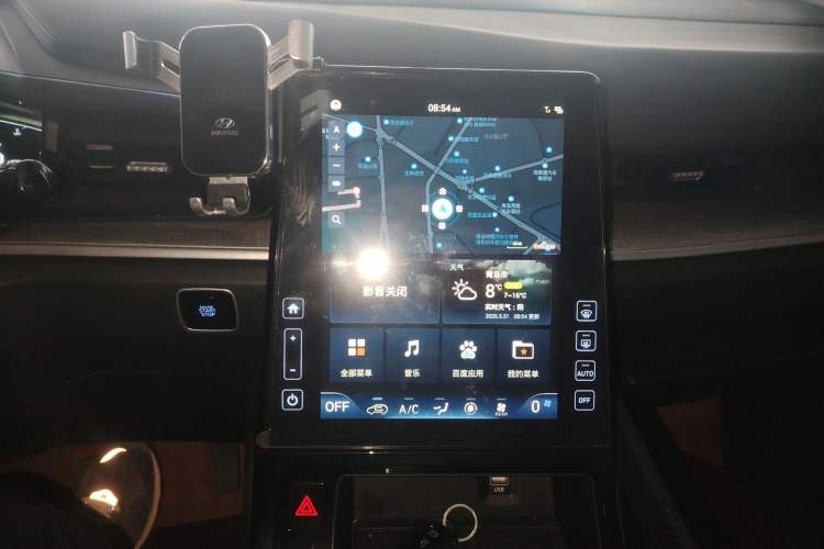 Used Hyundai Custo 2021 270TGDi Prestige LUX Audio And AC Panel